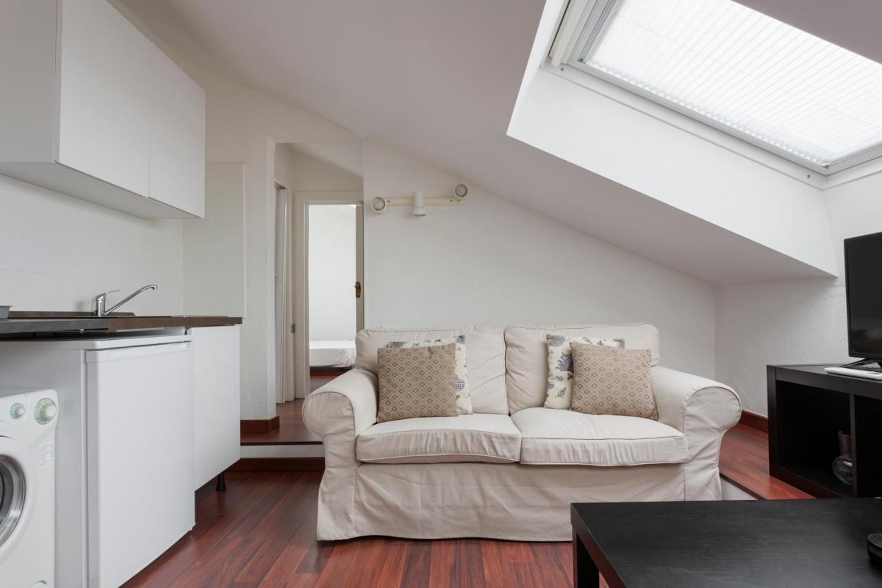 2 Bedroom Apt - Duomo 3 Milan Bagian luar foto
